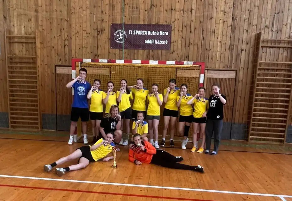 DALŠÍ ZLATO PŘIDÁVAJÍ NAŠE DĚVČATA!