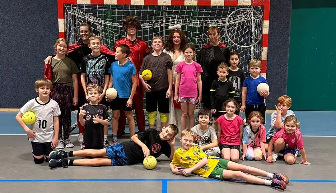 Čerti s andělem dorazili na trénink nejmenších